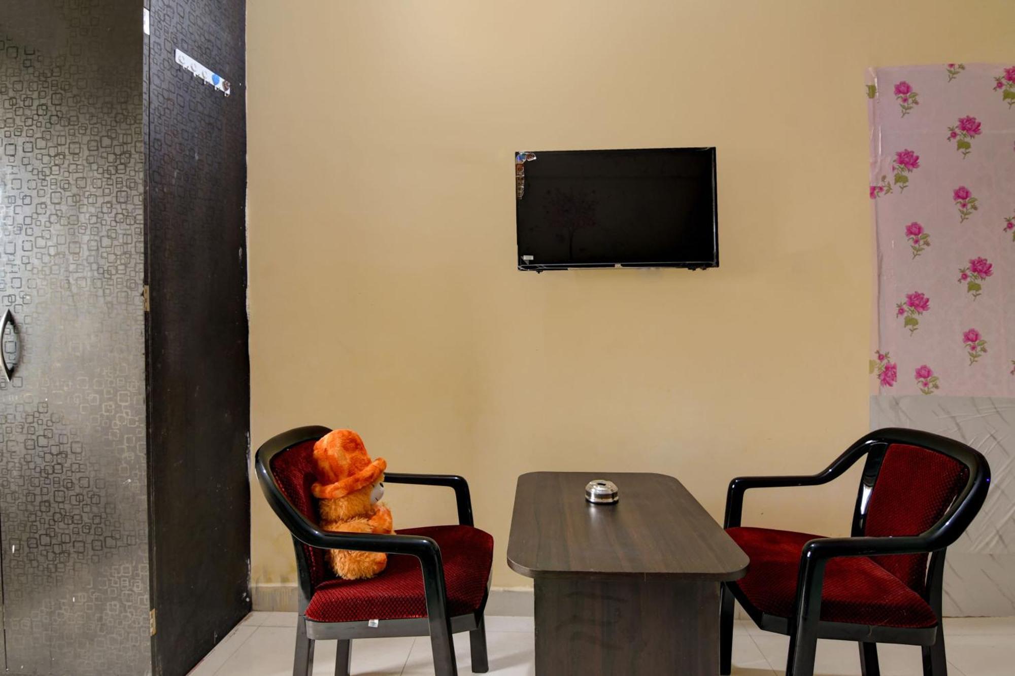 Hotel O Royal A Palace Bhubaneswar Buitenkant foto